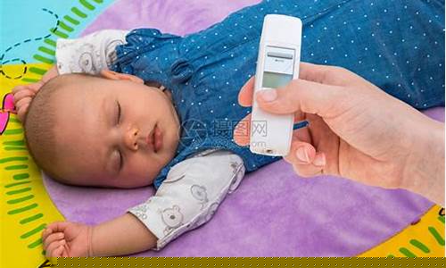 婴儿的体温应该维持在什么范围内？