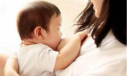 产后乳头皲裂怎么处理？