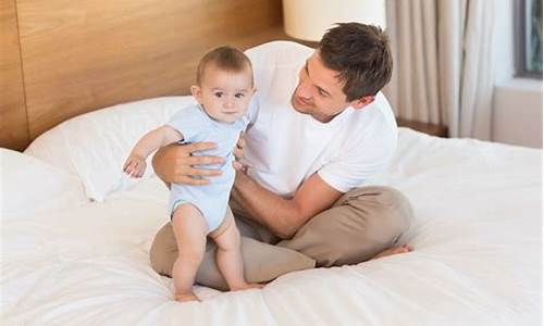 婴儿什么时候可以接触水？