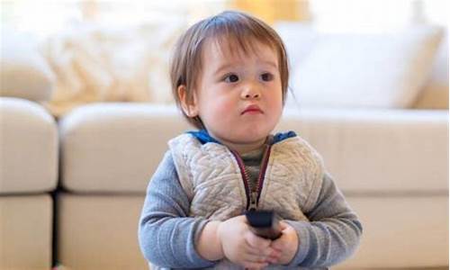 婴儿是否可以看电视？